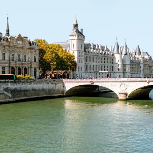 Paseo en Crucero por el Río Sena – Descubre París desde el agua