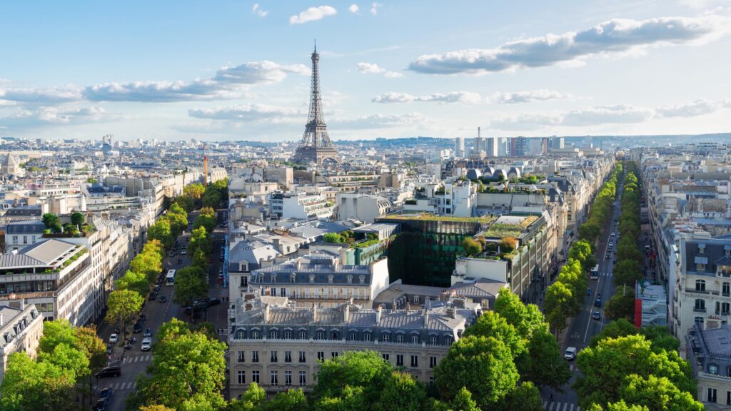 Tour Quinceañera en París – Sesión de fotos, maquillaje y tour privado
